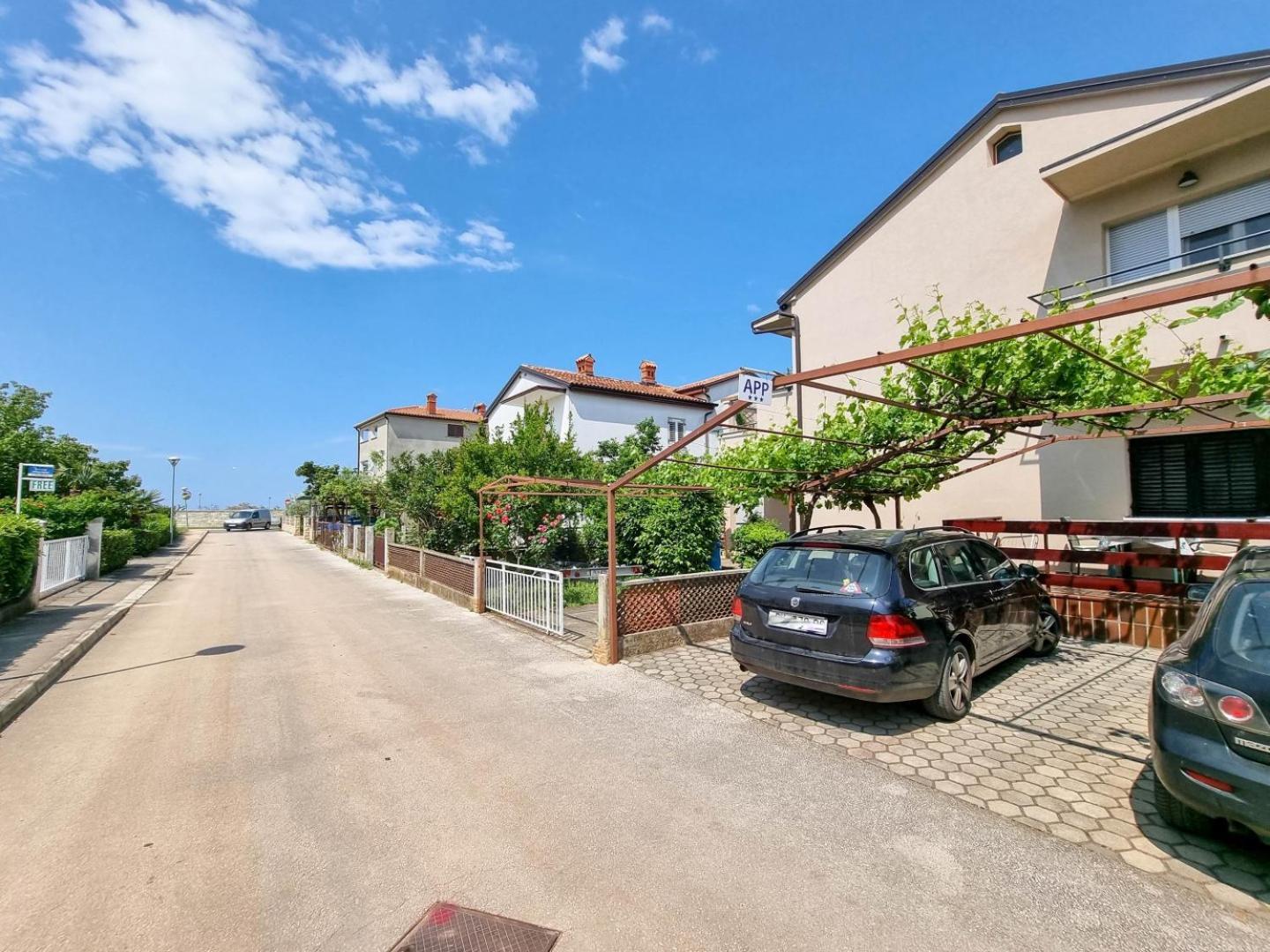 Runko Appartement Umag Buitenkant foto